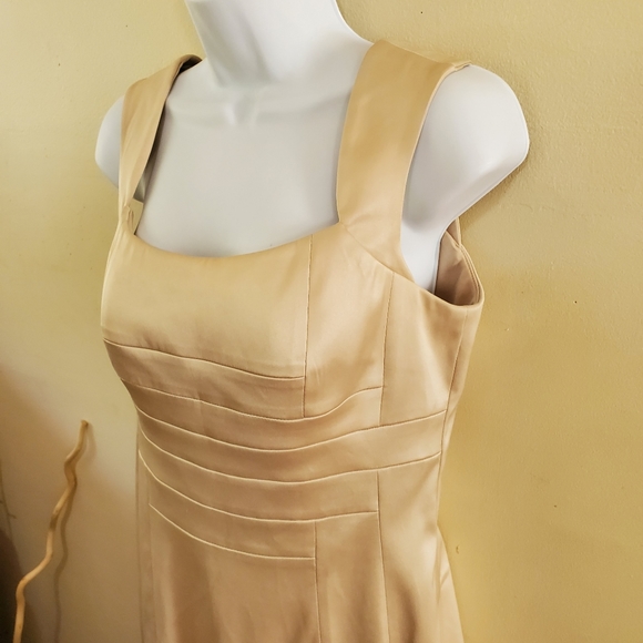 Sangria Formal Dress - Picture 4 of 16